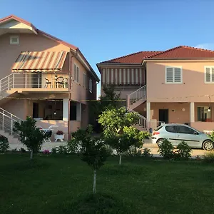 Islami , Durrës Albanië